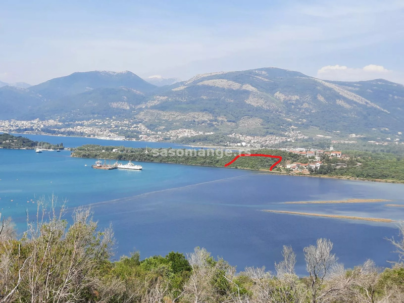 Izvanredan plac uz more na jedinstvenoj lokaciji, Tivat