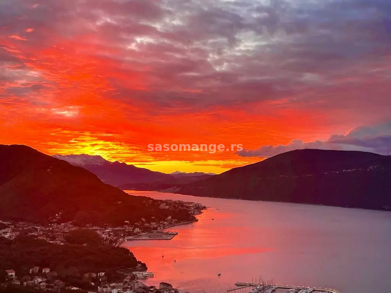 Luksuzna vila sa panoramskim pogledom na more, Podi, Herceg Novi