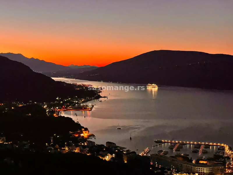 Luksuzna vila sa panoramskim pogledom na more, Podi, Herceg Novi