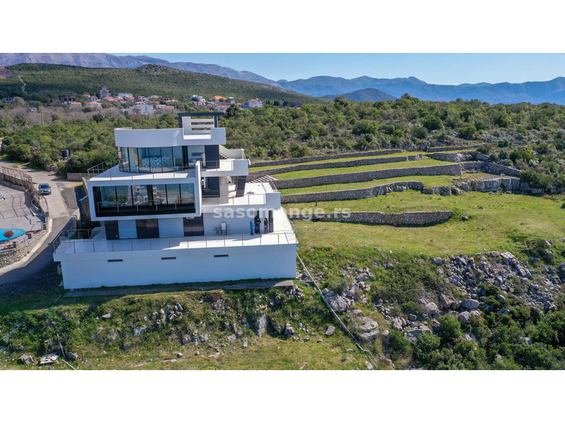 Fantasticna moderna vila u Krimovici